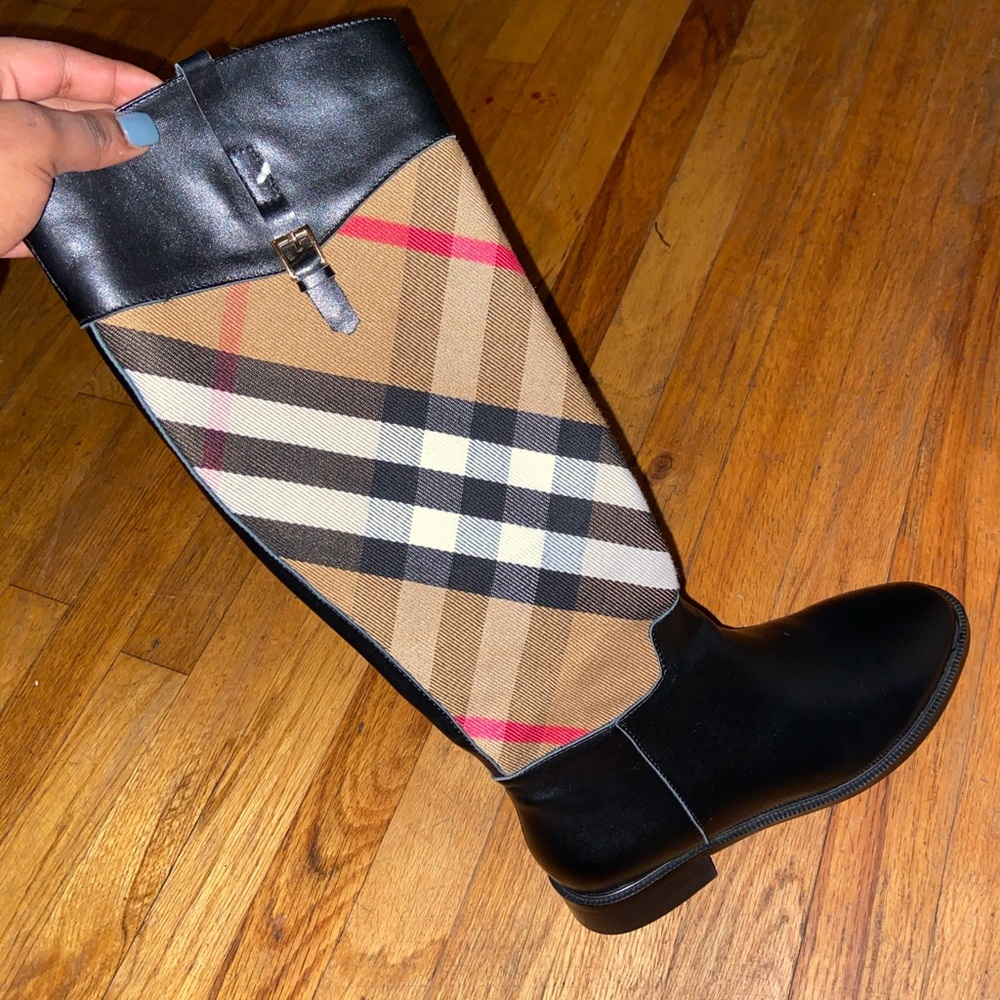 Burberry riding boots